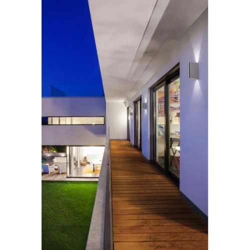 Applique D'extérieur LED En Métal Argenté – Image 2